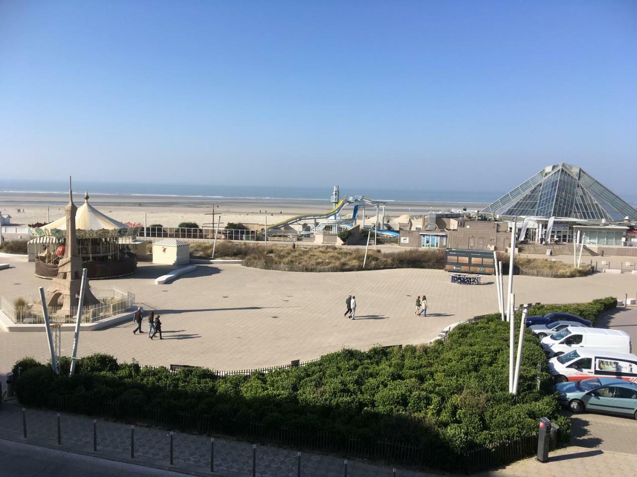T2 Traversant Vue Front De Paris-plage *